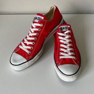RED CONVERSE ALL STAR SHOES Low-top style Men’s 10 Sneakers Excellent All Stars